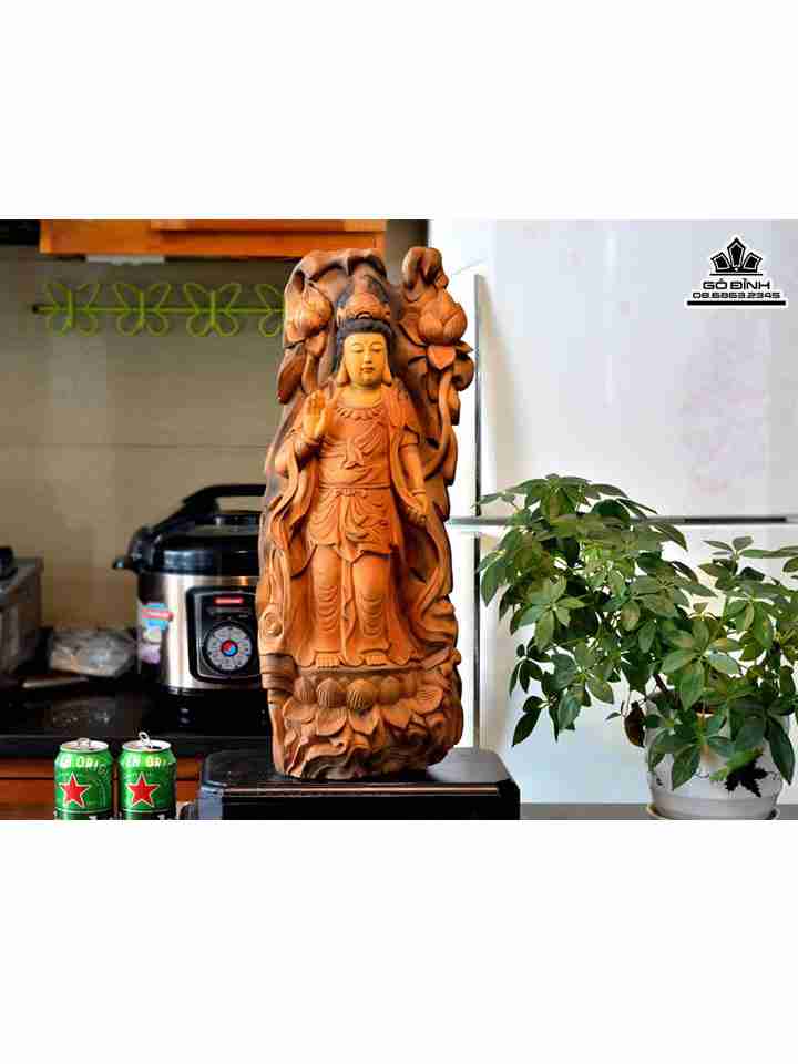 Tượng Phật Bà Quan Âm Gỗ Ngọc Am Hà Giang  Cao 68 Ngang 23 Sâu 16 (cm) Cả Kỷ