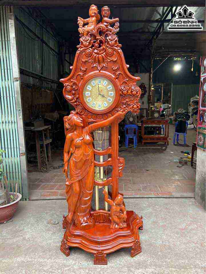 Đồng Hồ Tiên Cô Gỗ Hương  Cao 220 Rộng 90 Sâu 44 (cm)