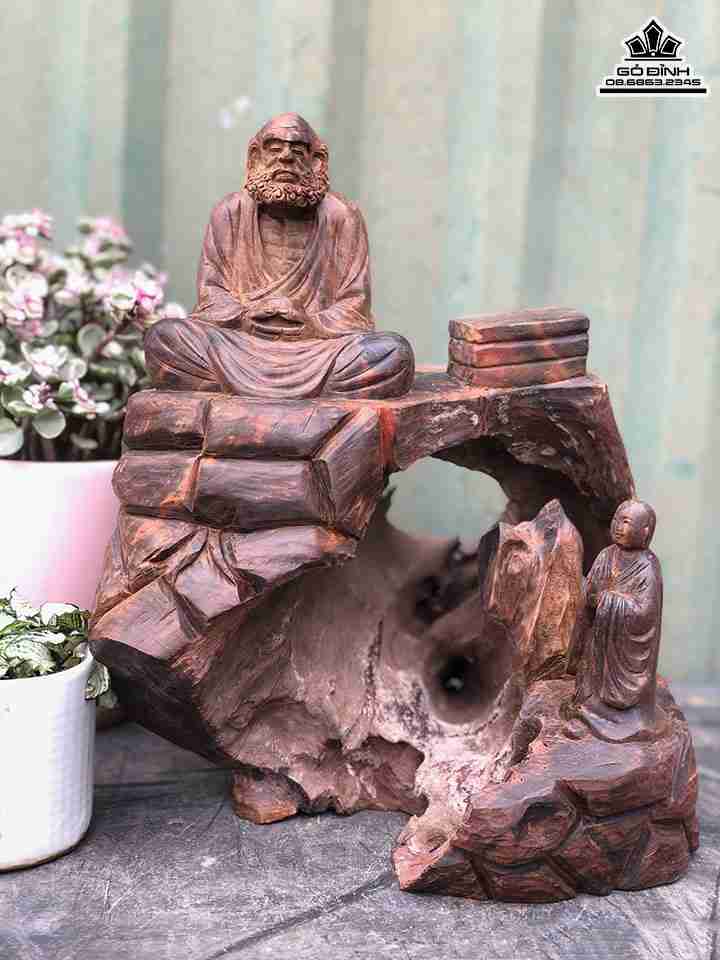 Tượng Đạt Ma Sư Tổ Ngồi Thiền Gỗ Trắc  Cao 27 Ngang 23 Sâu 20 (cm)