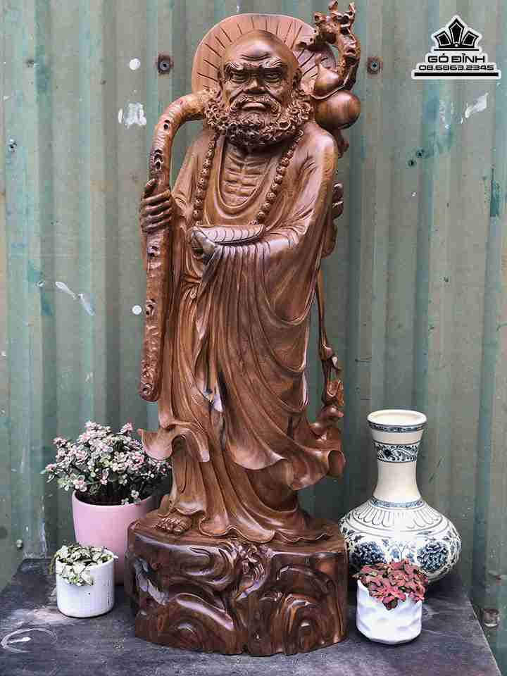 Tượng Đạt Ma Sư Tổ Gỗ Bách Xanh  Cao 80 Ngang 31 Sâu 23 (cm)