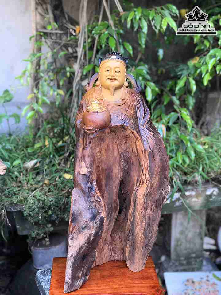 Tượng Thần Tài Gỗ Bách Xanh  Cao 58 Ngang 26 Sâu 22 (cm)
