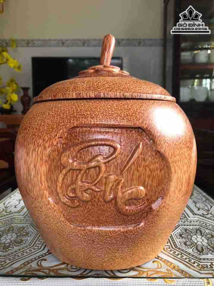 Vỏ Bình Giữ Nhiệt Chữ Phúc Lộc Thọ Gỗ Dừa  Loại 1.3 Lít