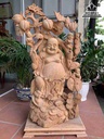 Tượng Phật Di Lặc Vác Cành Đào Gỗ Xá Xị ( Gù Hương )  Cao 112 ( Cả kỷ ) Ngang 62 Sâu 28 (cm)