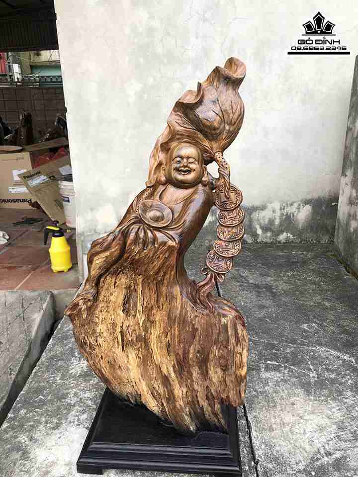 Tượng Phật Di Lặc Lá Sen Gỗ Bách Xanh  Cao 75 Ngang 40 Sâu 19 (cm)