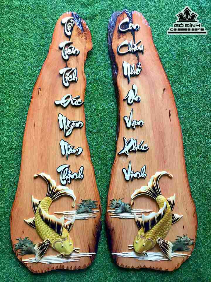 Tranh Tổ Tiên Gỗ Gõ Đỏ (Cà Te)  Cao 102 Ngang 36 Dày 2 (cm)