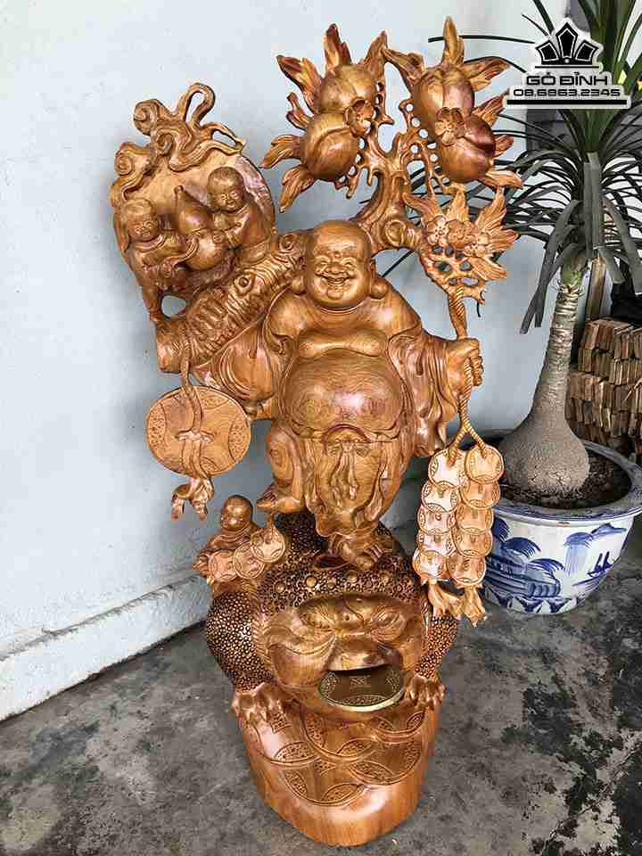 Tượng Phật Di Lặc Đứng Thiềm Thừ Gỗ Hương  Cao 95 Ngang 50 Sâu 40 (cm)