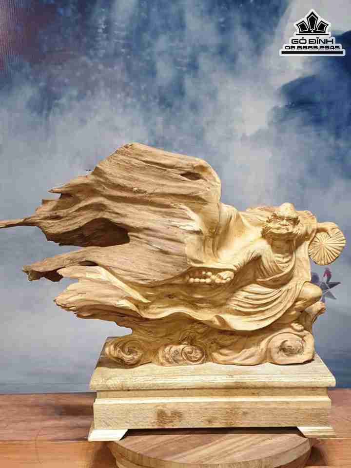 Tượng Đạt Ma Xuất Quyền Gỗ Lũa Ngọc Am  Cao 47 Ngang 80 Sâu 30 (cm)