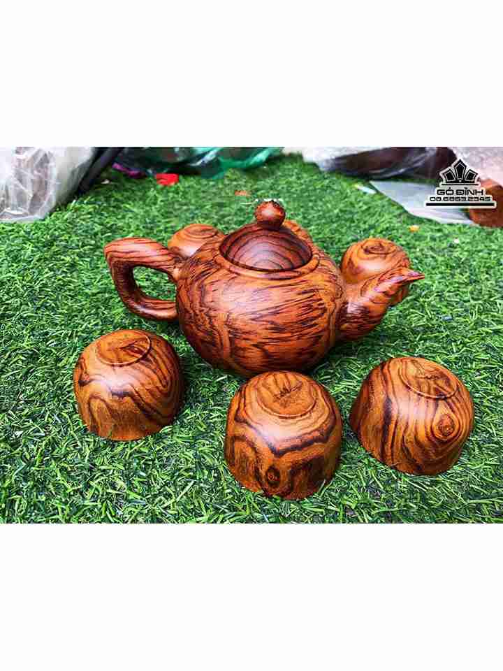 Bộ Ấm Chén Gỗ Sưa Bình  Dài 18 Đường Kính 10 Cao 11 Chén Cao 4 Đường Kính 5.8 (cm)