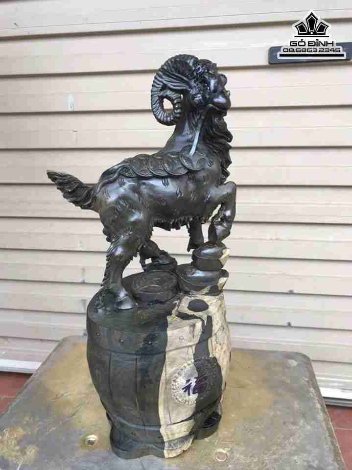 Tượng Dê Phú Quý Gỗ Mun Sừng  Cao 45 Ngang 21 Sâu 18 (cm)