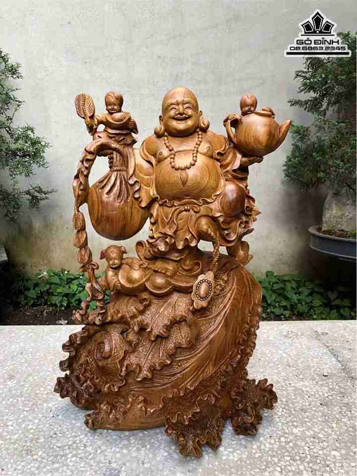 Tượng Phật Di Lặc Đứng Bắp Cải Gỗ Bách Xanh  Cao 65 Ngang 46 Sâu 28 (cm)