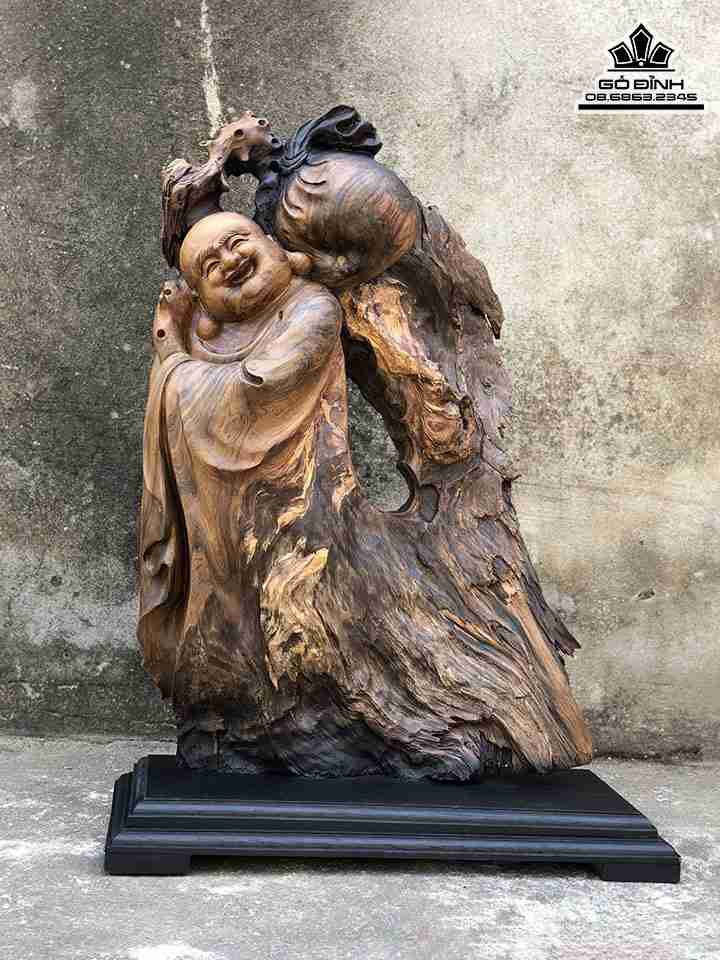 Di Lặc Gỗ Lũa Bách Xanh Cao 55 Ngang 33 Sâu 18 (cm)