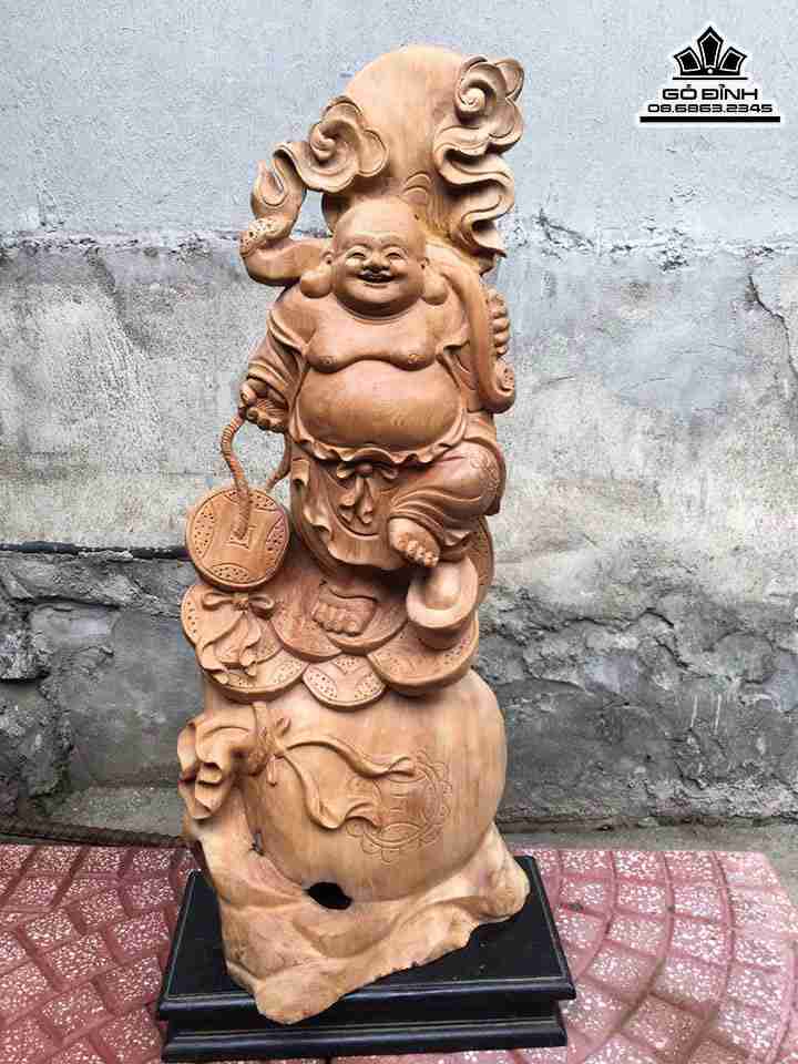 Tượng Phật Di Lặc Đứng Bao Tiền Gỗ Ngọc Am  Cao 68 Ngang 30 Dày 16 (cm)