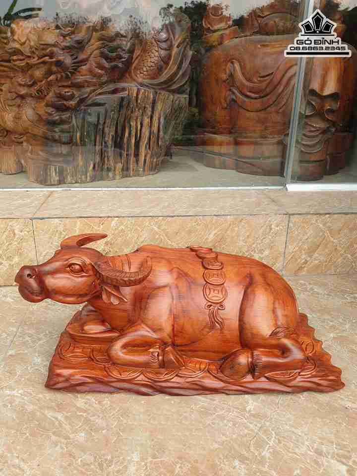 Tượng Trâu Nằm Tiền Gỗ Hương  Cao 22 Ngang 48 Sâu 22 (cm)