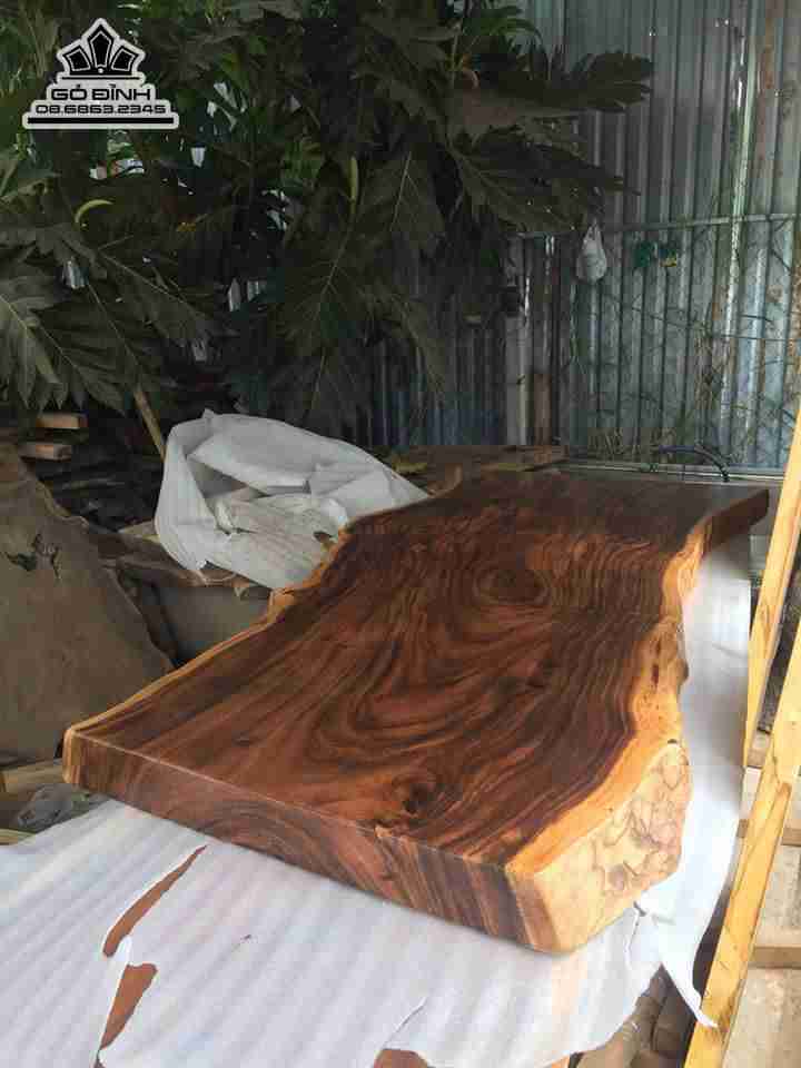 Bàn gỗ me tây  220x80-100x10