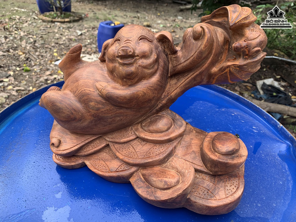 Tượng Heo Gỗ Hương Việt Cao 24 Ngang 32 Sâu 18 (cm)