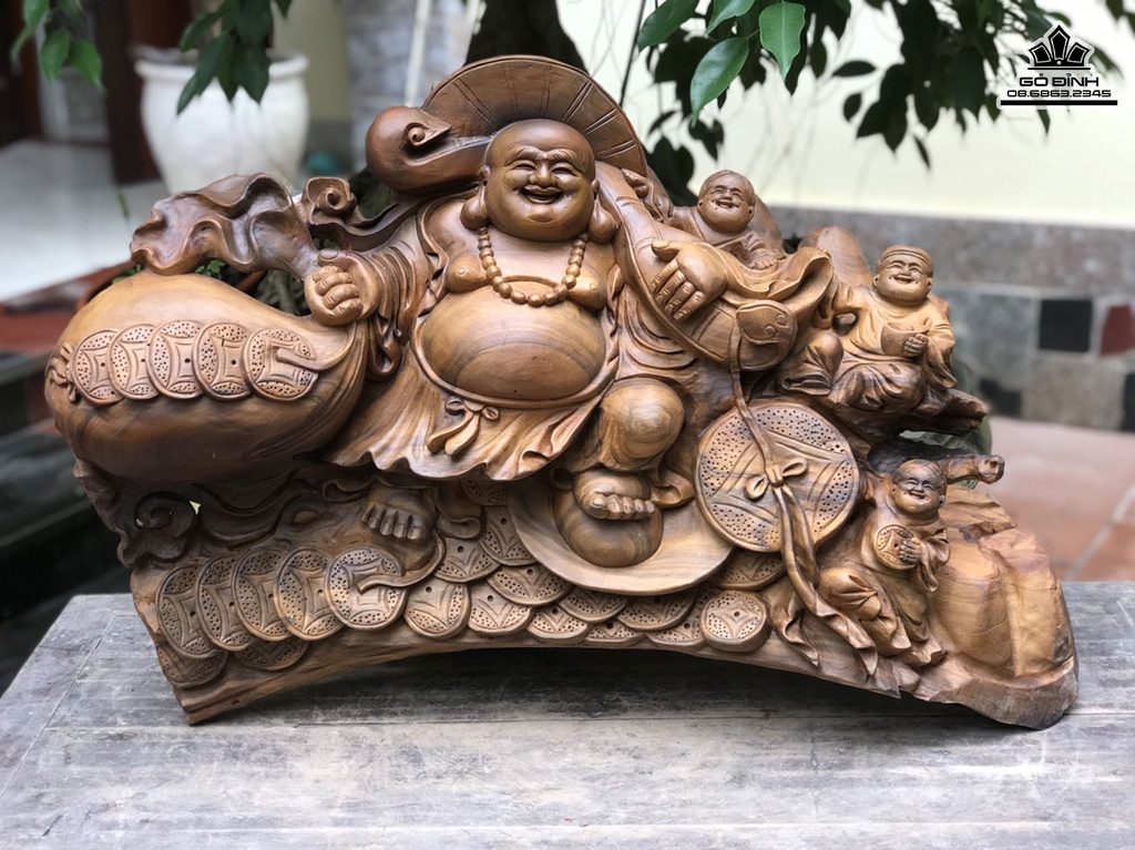 Tượng Phật Di Lặc Kéo Bao Tiền Gỗ Bách Xanh Cao 52.5 Ngang 76 Sâu 35 (cm)