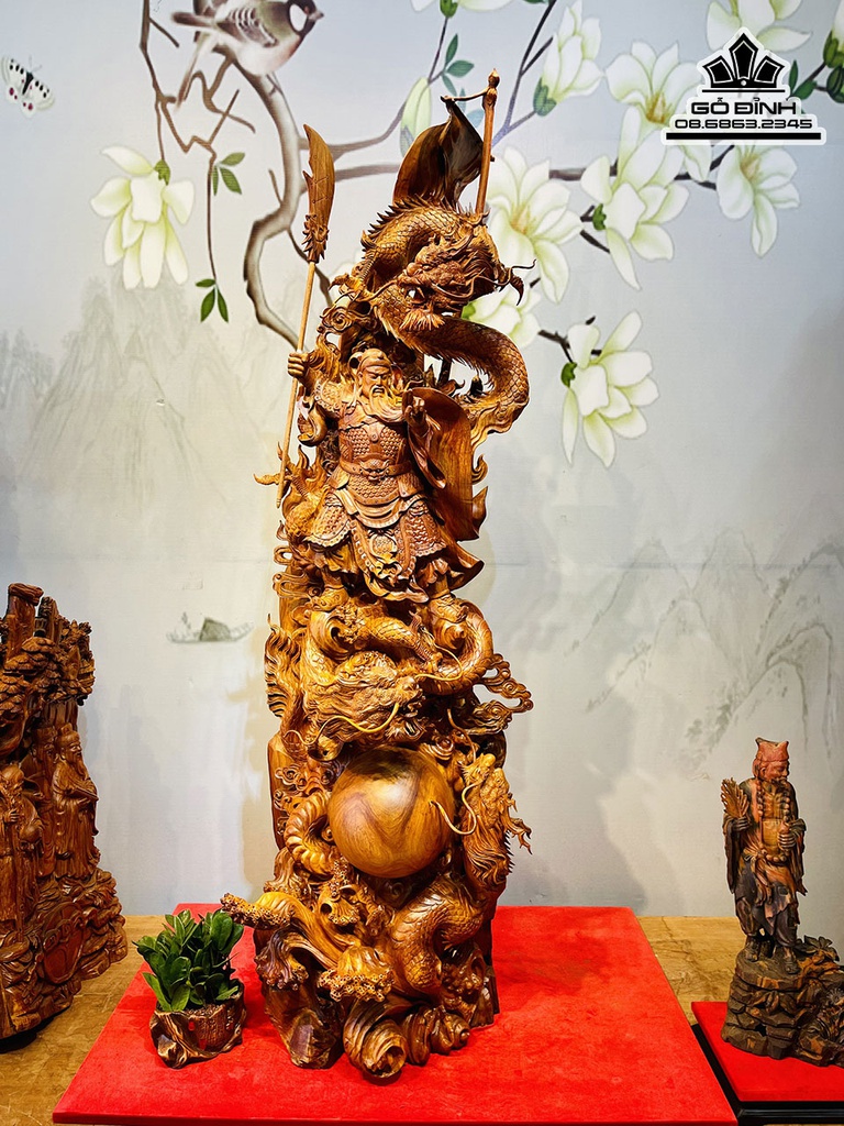 Tượng Quan Công Hàng Long Gỗ Hương Việt Cao 205 Ngang 75 Sâu 70 (cm)