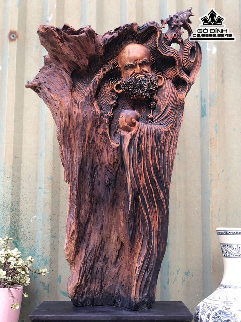 Tượng Đạt Ma Sư Tổ Gỗ Bách Xanh Cao 62 Ngang 38 Sâu 11 (cm)