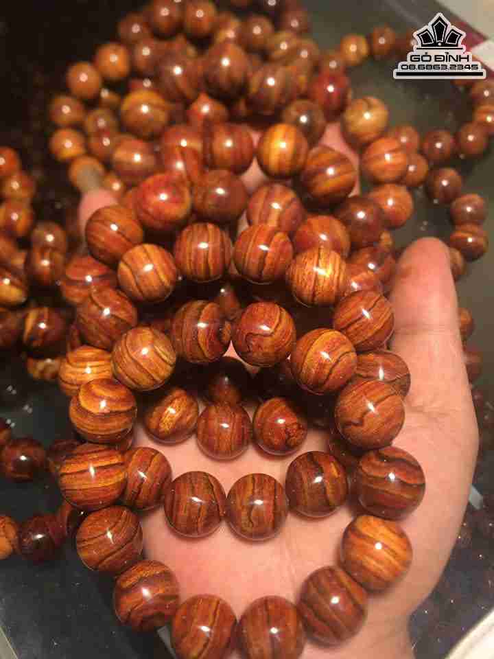 Vòng Tay Gỗ Sưa Bắc Vân Loại Trung  16 Li