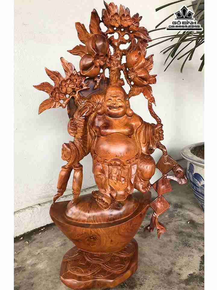 Tượng Phật Di Lặc Đứng Tiền Gỗ Hương  Cao 74 Ngang 40 Sâu 25 (cm)