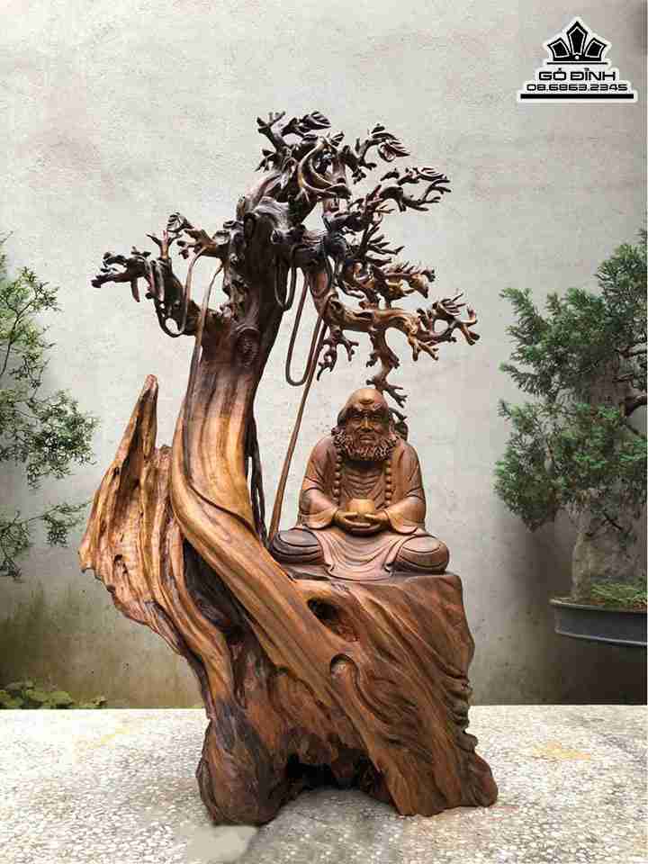 Tượng Đạt Ma Ngồi Thiền Gỗ Bách Xanh  Cao 83 Ngang 50 Sâu 30 (cm)