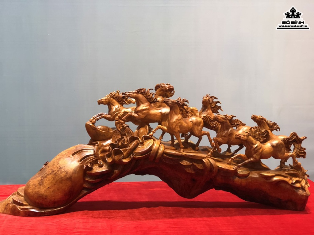 Tượng Ngựa Phong Thủy ( Bát Mã ) Gỗ Hương Cao 48 Ngang 120 Sâu 26 (cm)