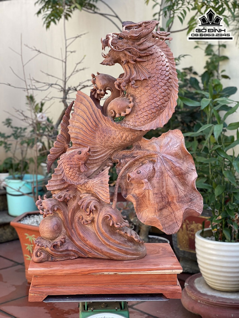 Tương Cá Chép Hóa Rồng Gỗ Hương Việt Cao 98 Ngang 66 Sâu 23 Cả Kỷ 108 (cm)
