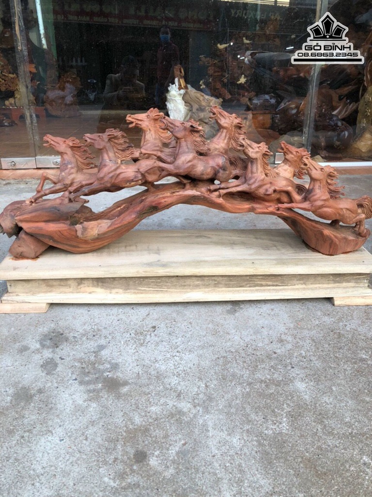 Tượng Ngựa Phong Thủy (Bát Mã) Gỗ Hương Cao 34 Ngang 85 Sâu 21 Cả Kỷ 44 (cm)