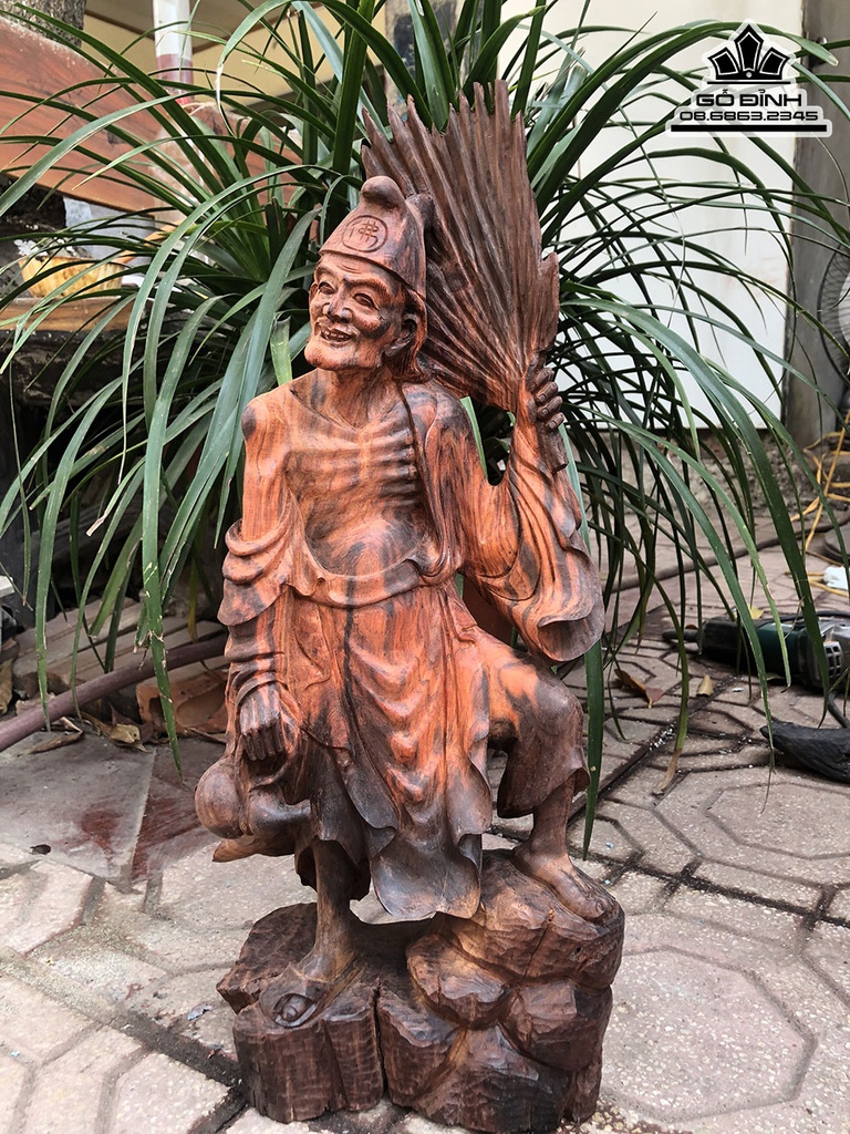 Tượng Tế Công Gỗ Trắc Cao 47 Ngang 21 Sâu 10 (cm)