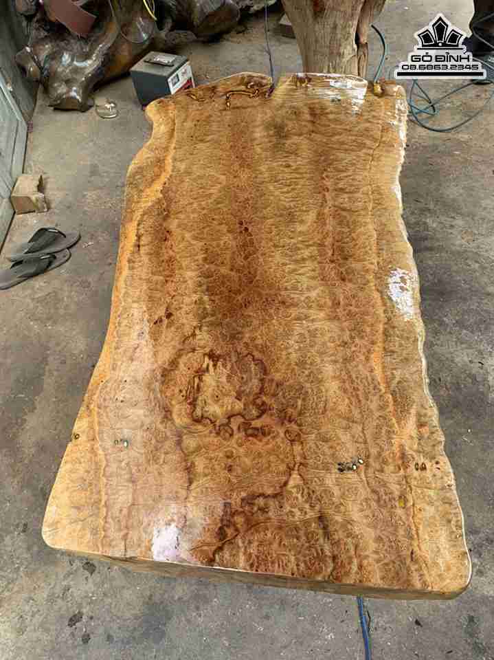 Mặt Bàn Ăn Nguyên Khối Gỗ Nu Xá Xị ( Gù Hương )  Dài 120 Rộng 60 Dày 12 (cm)
