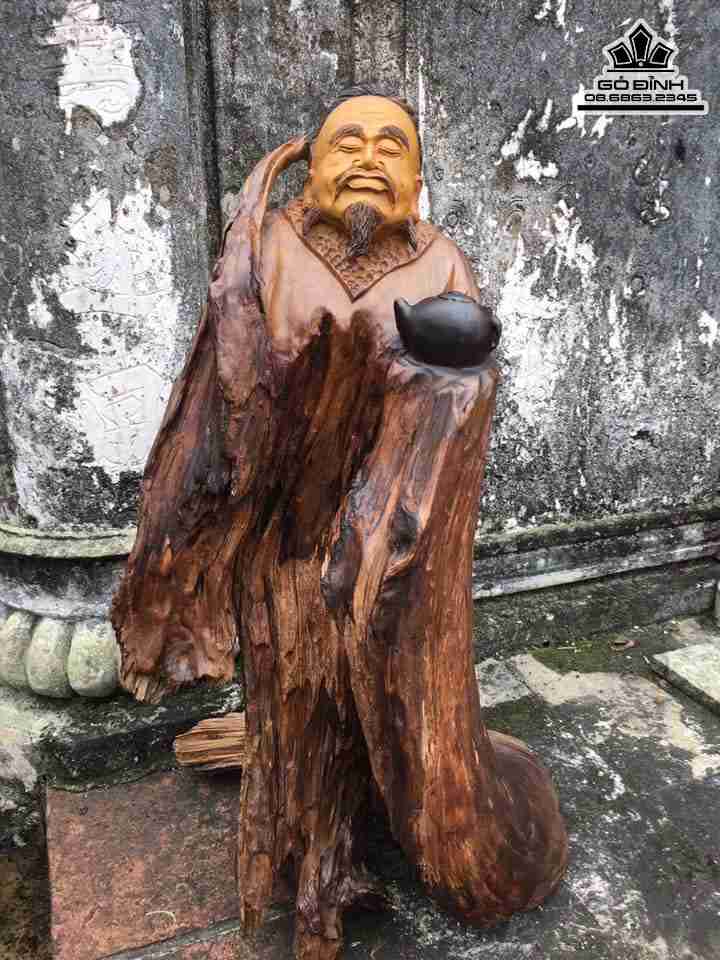 Tượng Thần Trà Lục Vũ Gỗ Bách Xanh  Cao 60 Ngang 35 Sâu 32 (cm)