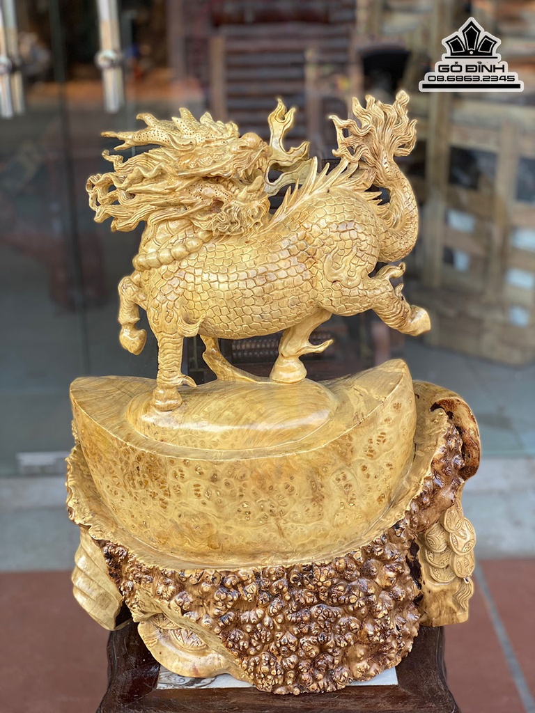 Tượng Long Mã Gỗ Nu Kháo Cao 60 Ngang 48 Sâu 26 (cm)