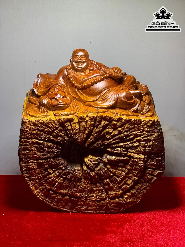 Tượng Phật Di Lặc Tựa Sơn Gỗ Hương Cao 26 Ngang 23 Sâu 13 (cm)