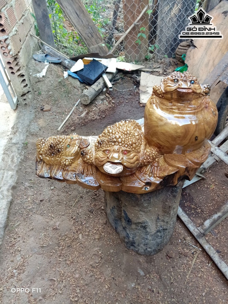 Tượng Tam Cóc Thiềm Thừ Gỗ Xá Xị (Gù Hương) Cao 33 Ngang 70 Sâu 37 (cm)