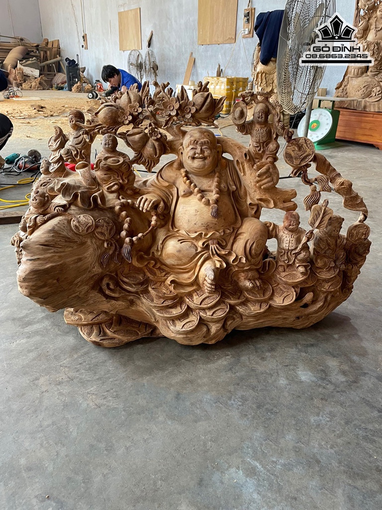 Tượng Phật Di Lặc Vác Cành Đào Gỗ Nu Ngọc Am Cao 90 Ngang 62 Sâu 40 (cm)