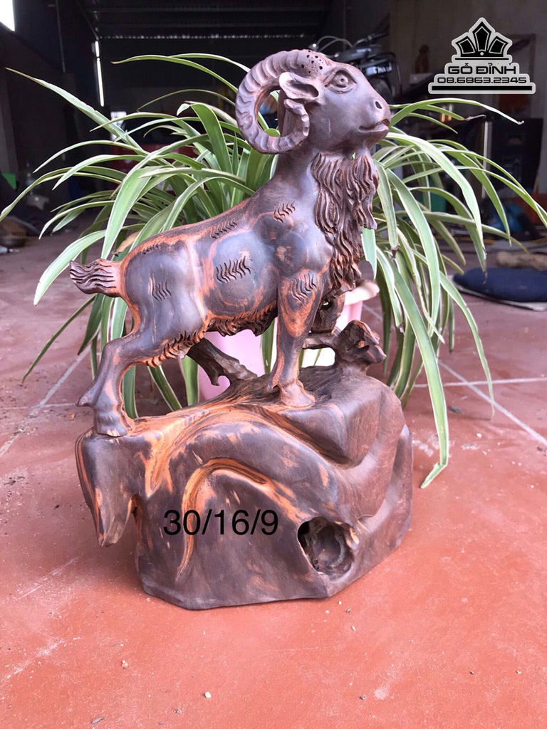 Tượng Dê Gỗ Trắc Cao 30 Ngang 16 Sâu 9 (cm)