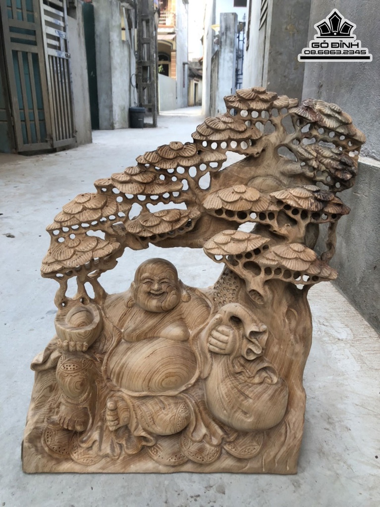 Tượng Phật Di Lặc Ngồi Gốc Tùng Gỗ Ngọc Am Cao 57 Ngang 44 Sâu 17 (cm)