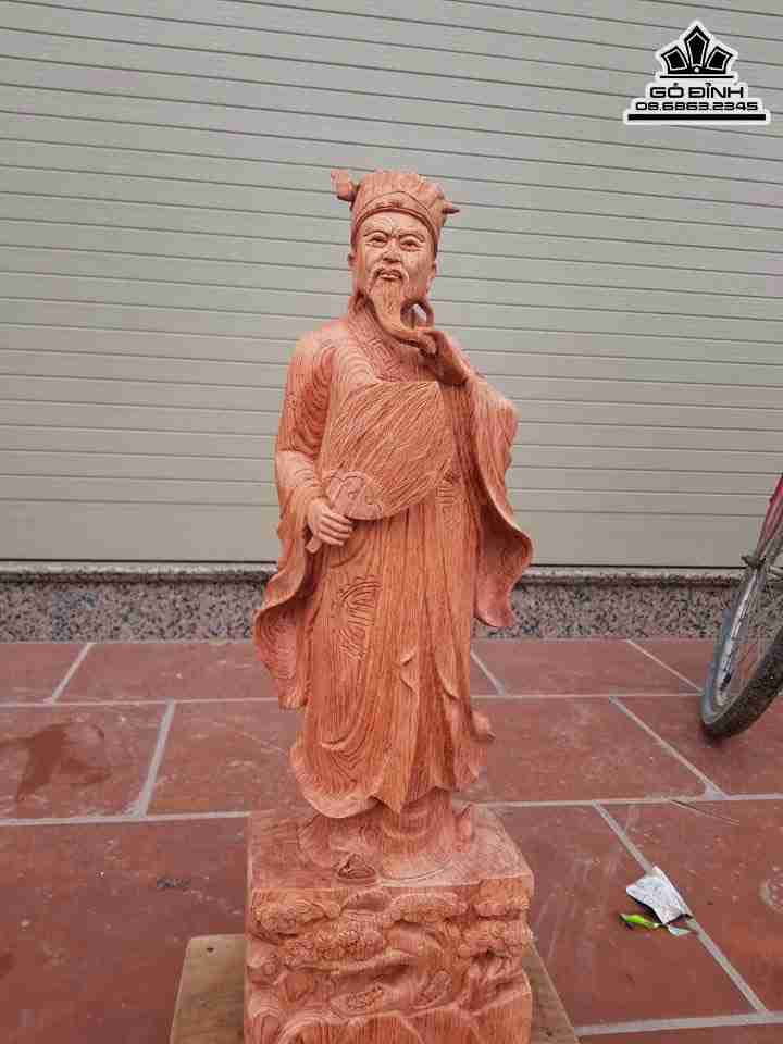 Tượng Khổng Minh Gia Cát Lượng Gỗ Hương  Cao 60 Ngang 20 Sâu 15 (cm)