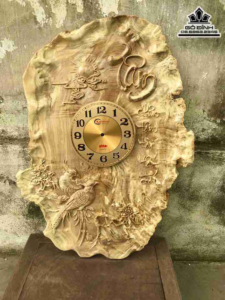 Đồng Hồ Chữ Tâm Gỗ Nu Nghiến  Cao 73 Ngang 49.5 Dày 2.2 (cm)