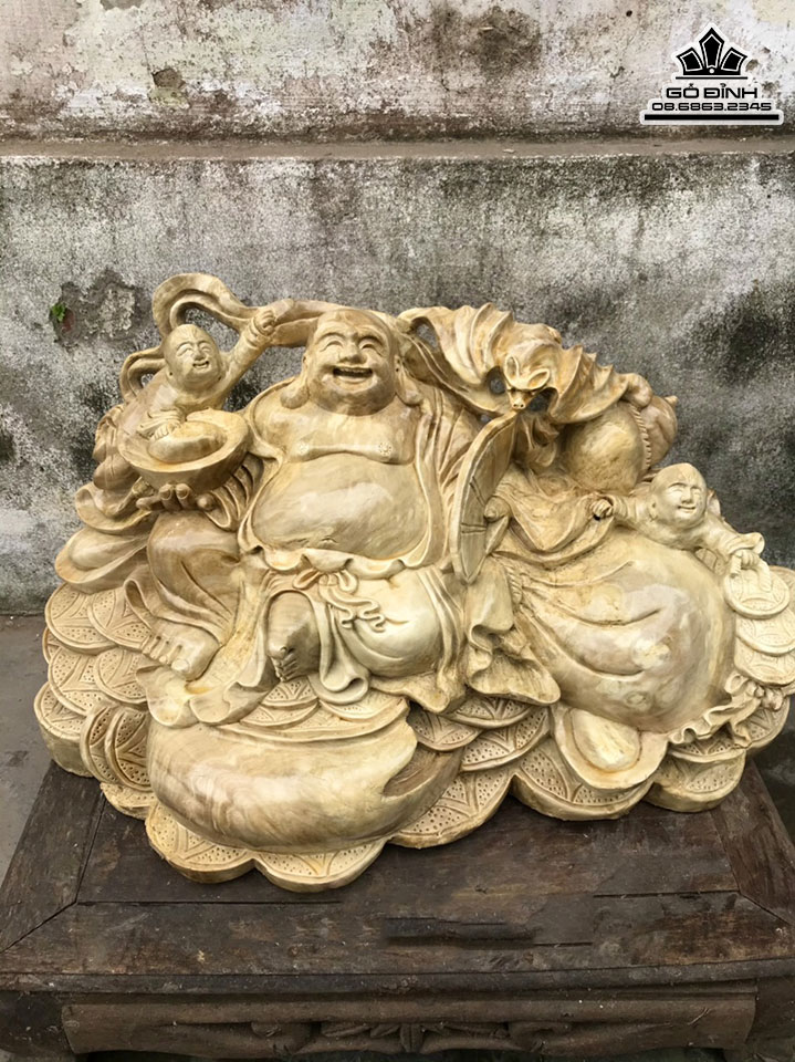 Tượng Phật Di Lặc Gỗ Nu Nghiến Cao 50 Ngang 30 Sâu 28 (cm)