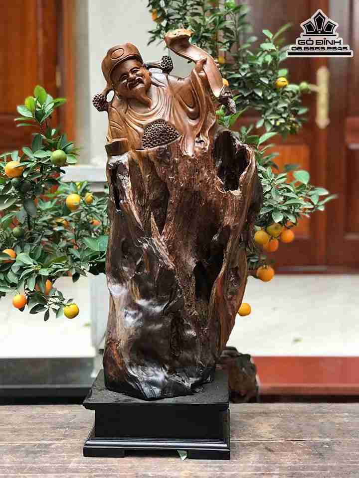 Tượng Thần Tài Gỗ Lũa Bách Xanh  Cao 65 Ngang 29 Sâu 23 (cm)