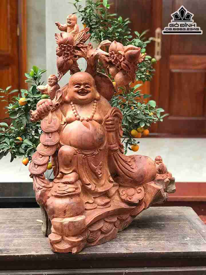 Tượng Phật Di Lặc Vác Cành Đào Gỗ Hương  Cao 85 Ngang 65 Sâu 38 (cm)