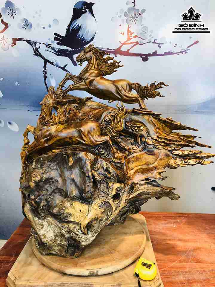 Tượng Song Mã Uyên Ương Gỗ Bách Xanh  Cao 80 Rộng 75 Sâu 35 (cm)