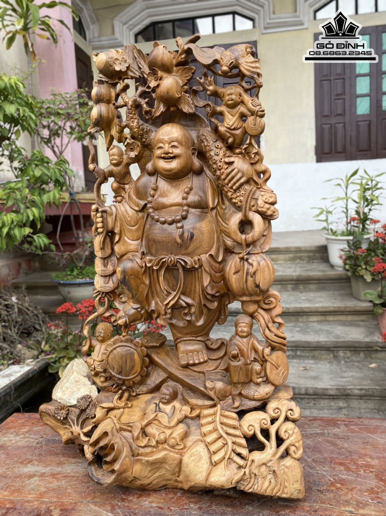 Tượng Phật Di Lặc Vác Cành Đào Gỗ Bách Xanh Cao 106 Ngang 70 Sâu 38 (cm)