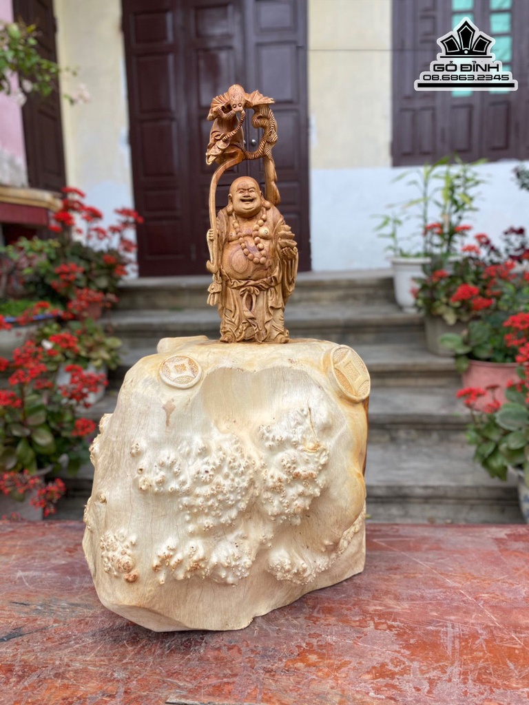 Tượng Phật Di Lặc Gỗ Nu Hương Cao 62 Ngang 35 Sâu 28 (cm)