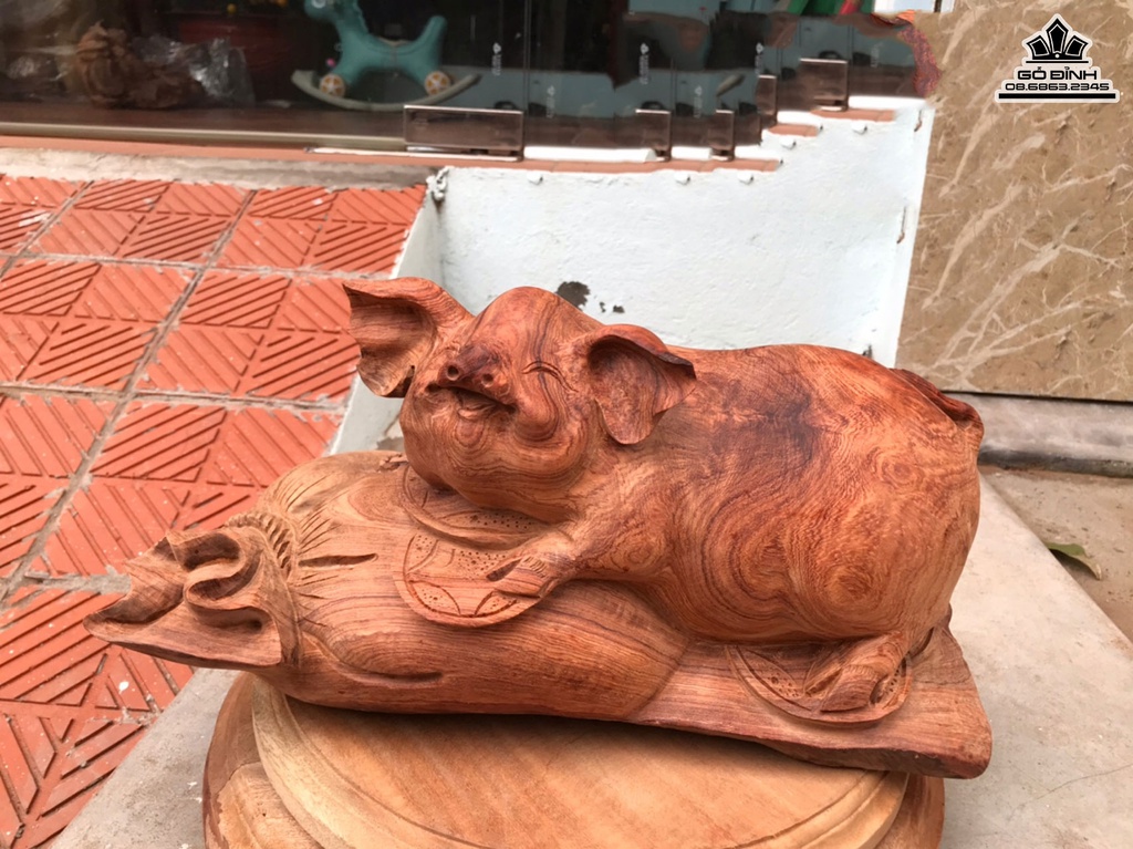 Tượng Heo Gỗ Hương Cao 20 Ngang 41 Sâu 23 (cm)