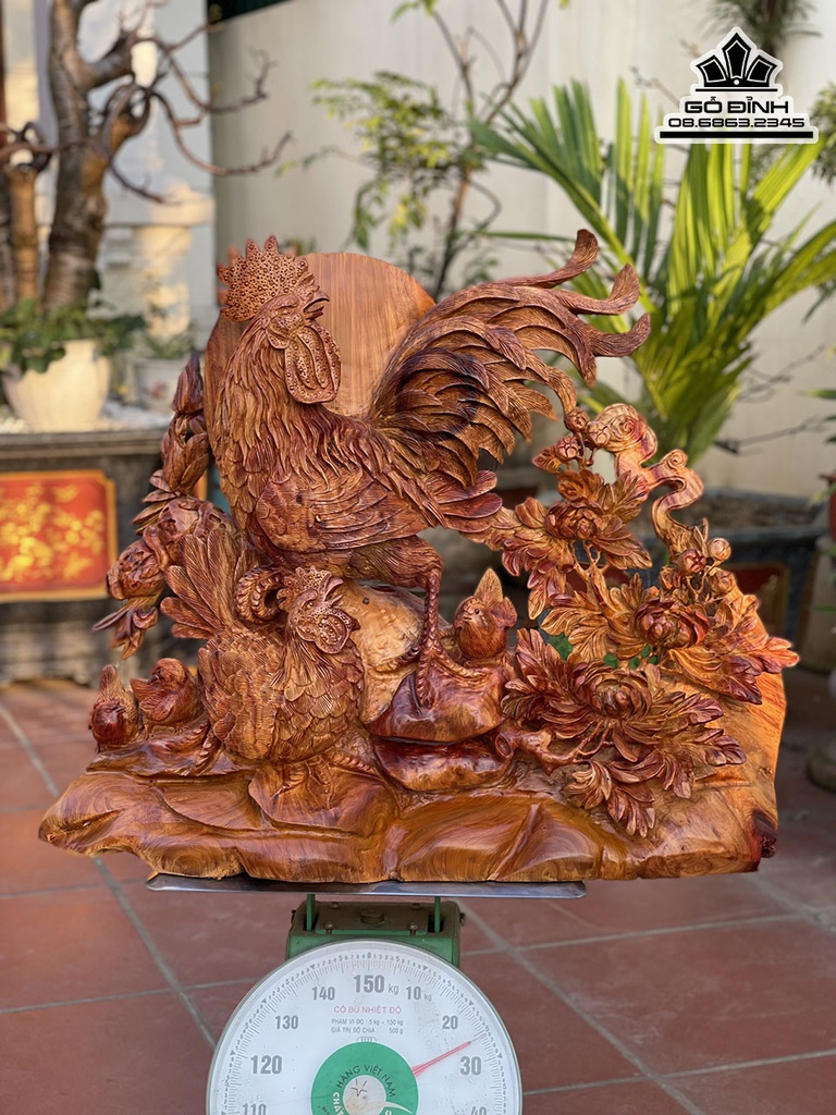 Tương Gia Đình Gà Gỗ Hương Viết Cao 65 Ngang 80 Sâu 30 (cm)