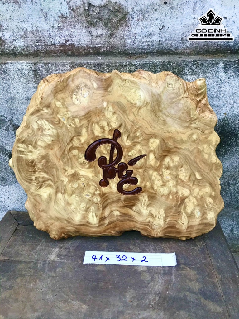 Tranh Gỗ Chữ Phúc Gỗ Nu Nghiến Cao 41 Ngang 32 Sâu 2 (cm)