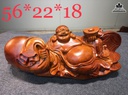 Tượng Di Lặc Ngồi Bao Tiền Gỗ Hương Gia Lai Cao 22 Ngang 56 Sâu 18 (cm)