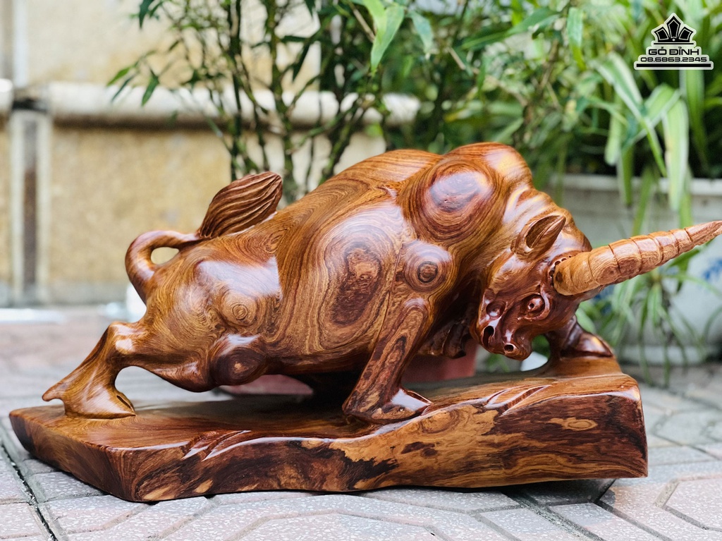 Tượng Bò Tót Gỗ Hương Việt Cao 25 Ngang 46 Sâu 20 (cm)